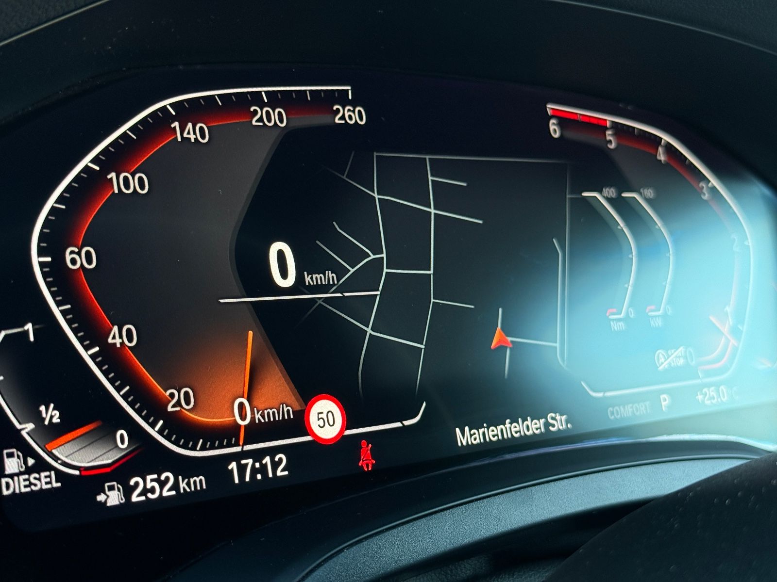BMW 320 d xDrive LUXURY - Samsaru's Car Outlet