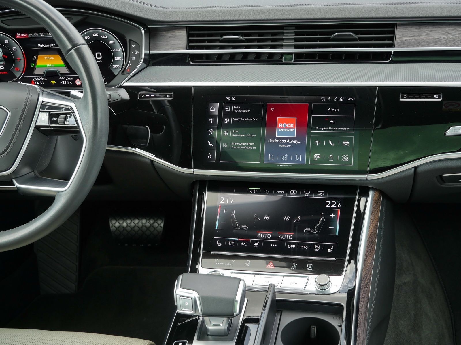 Audi A8 60 TFSI e quattro - Samsaru's Car Outlet