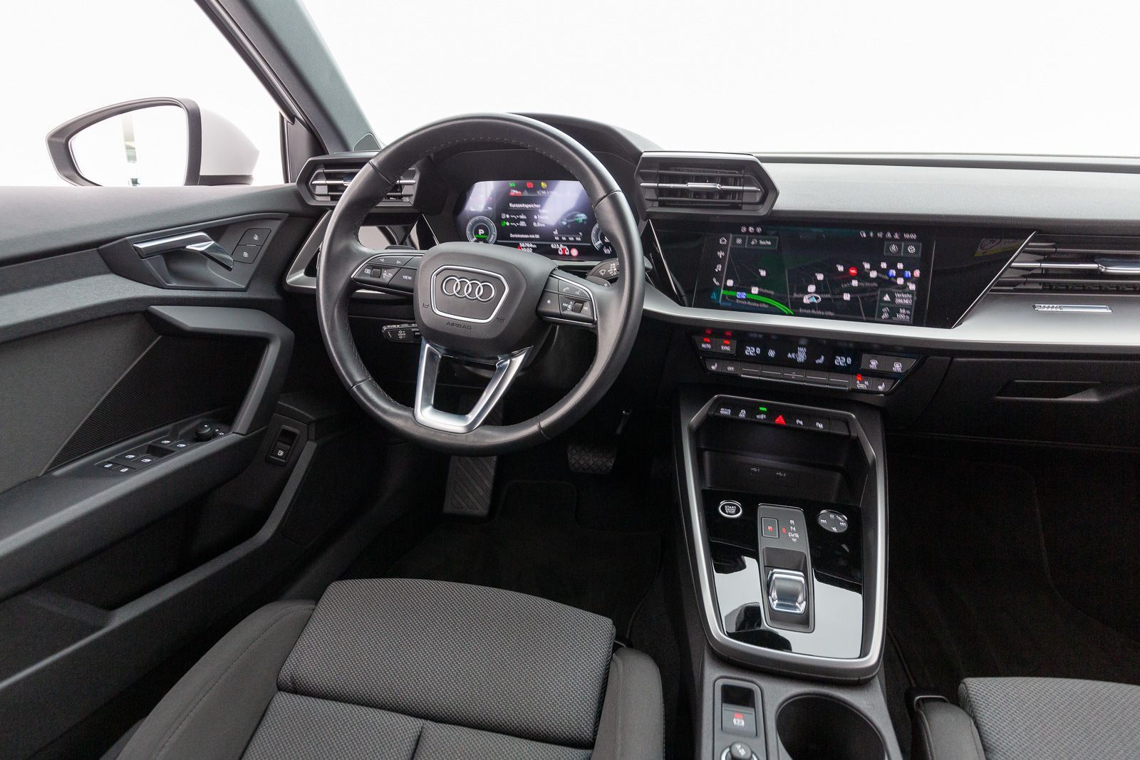 Audi A3 Sportback advanced 40 TFSI e S tr. LED RFK