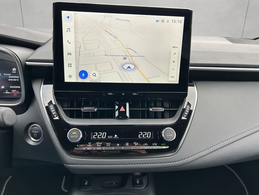 Toyota Corolla 2.0 Hybrid Touring Sports Team D