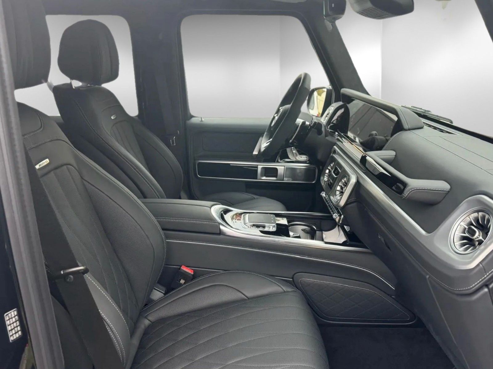 Mercedes-Benz G 63 AMG - Samsaru's Car Outlet