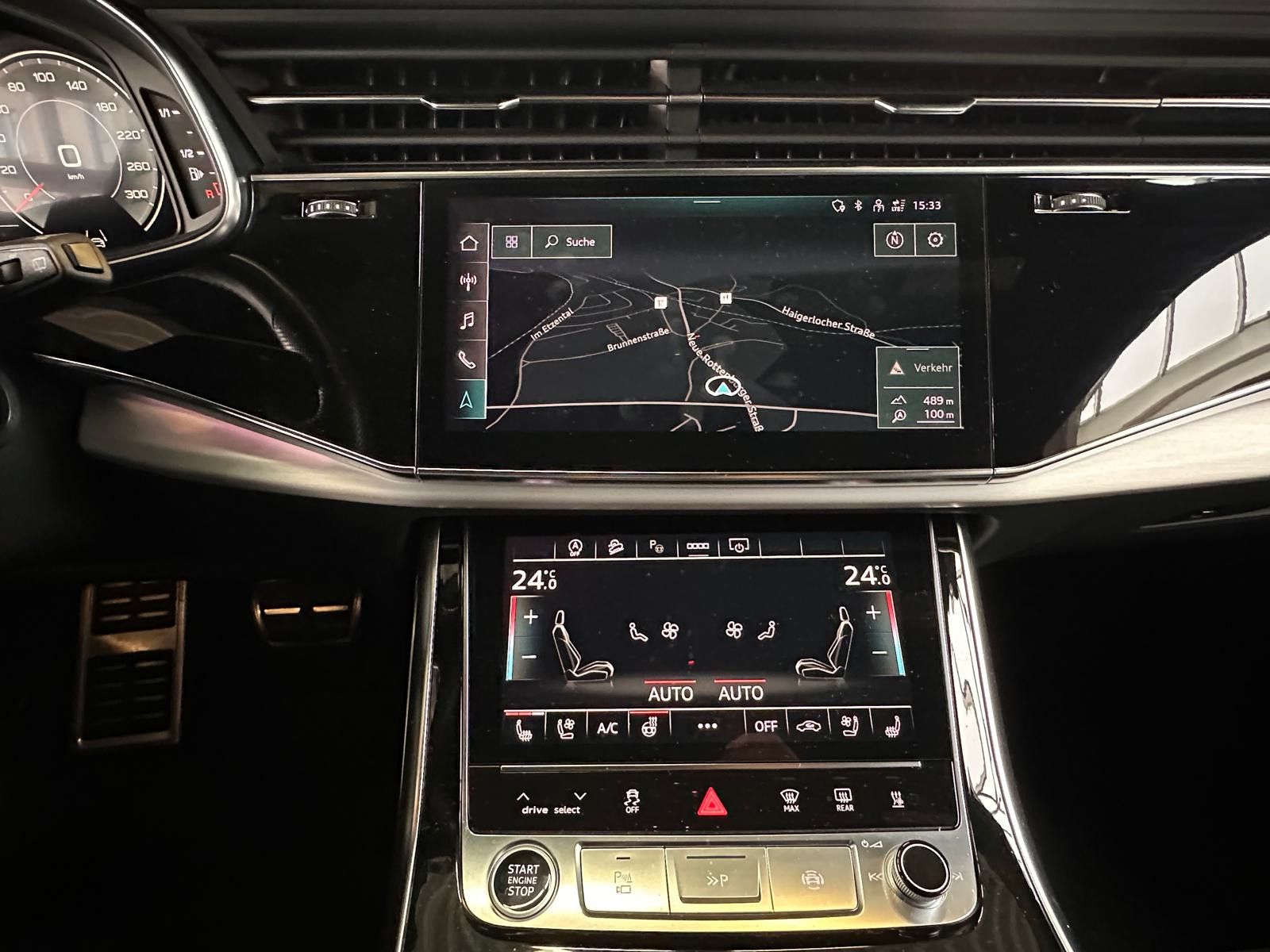Audi Q8 50 TDI quattro S LINE AHK STANDHZ PANO Allrad