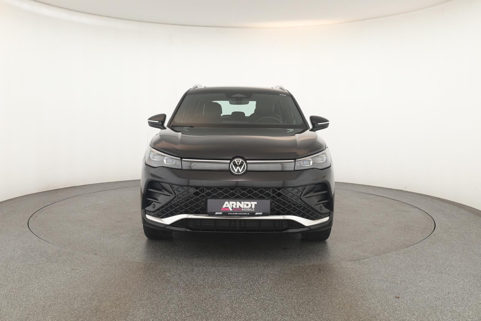Volkswagen Tiguan 2.0 TDI 4M DSG R-Line Leder Pano Navi 360