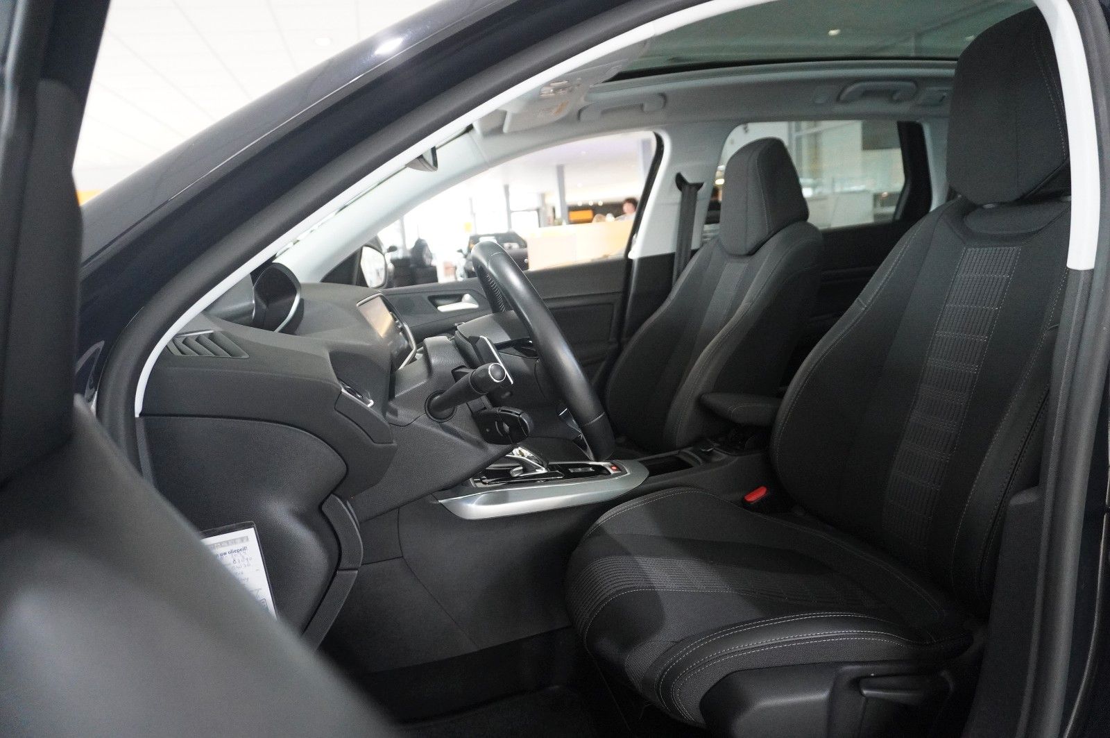 Peugeot 308 SW 1.5D ALLURE - Samsaru's Car Outlet
