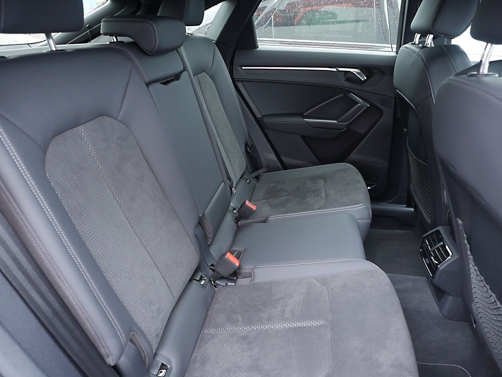 Audi Q3 Sportback 40 TDI qu S Line - Samsaru's Car Outlet