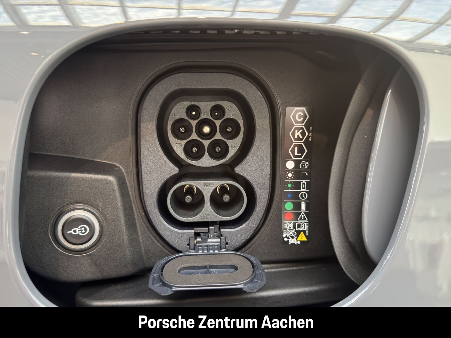 Porsche Macan 4S BOSE Rückfahrkamera Abstandstempomat