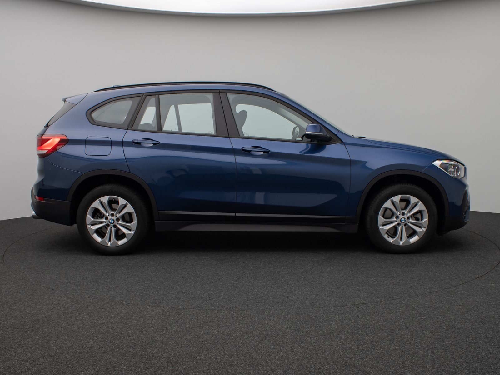 BMW X1 xD20d - Samsaru's Car Outlet