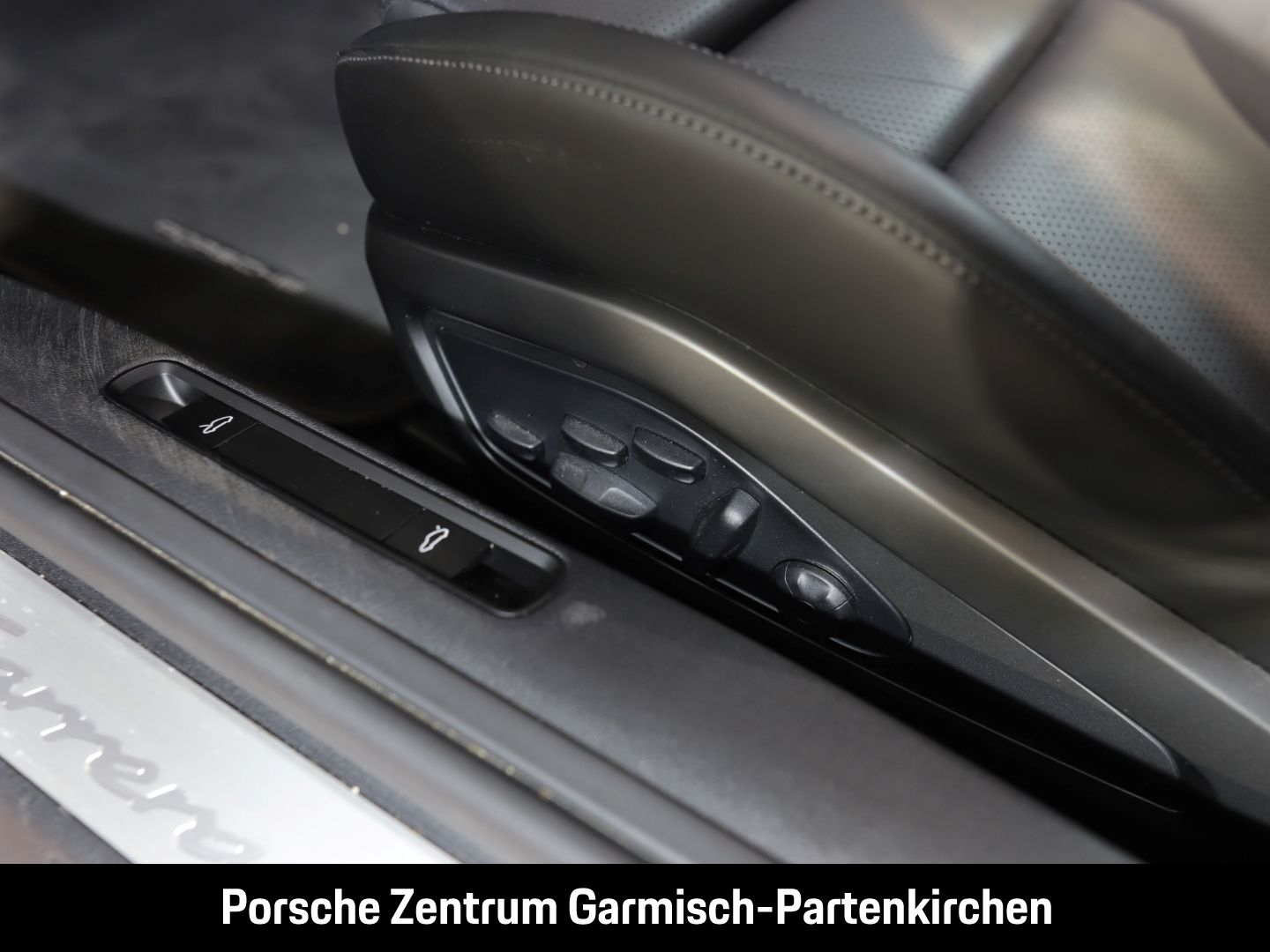 Porsche 992 911 Carrera 4S 360 Kamera LenkradHZG Memory