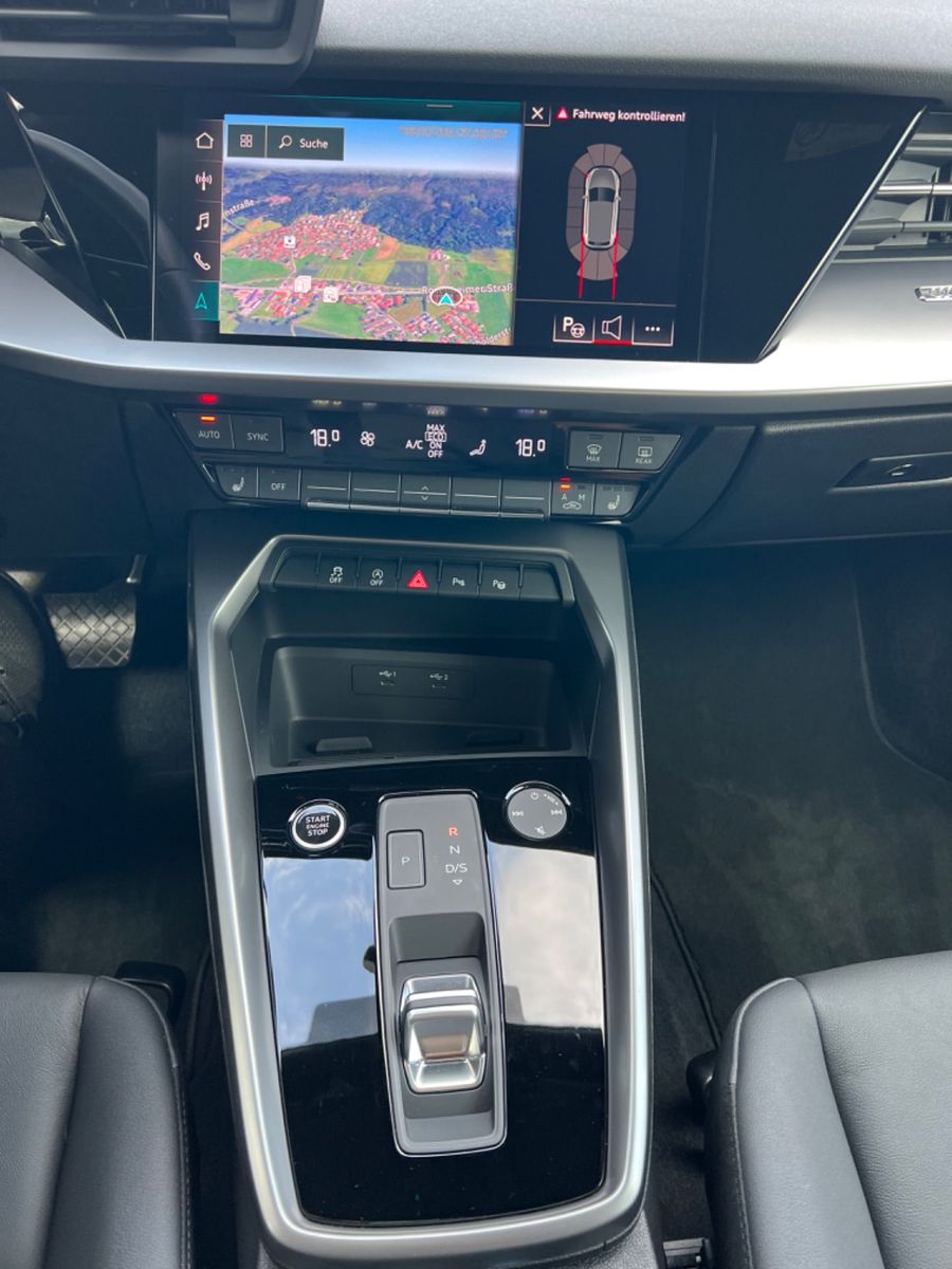 Audi A3 35 TFSI advanced - Samsaru's Car Outlet