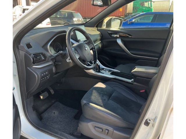 Mitsubishi Eclipse Cross Plus Select Black Hybrid 4WD 2.4 M