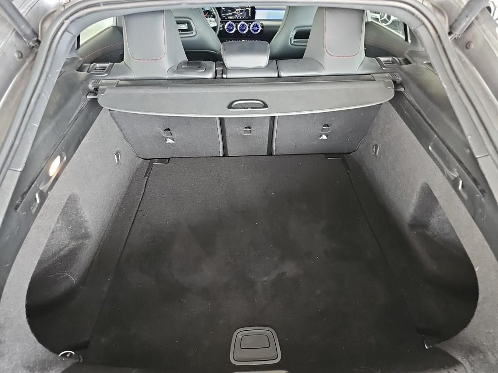 Mercedes-Benz CLA 200 SB AMG - Samsaru's Car Outlet