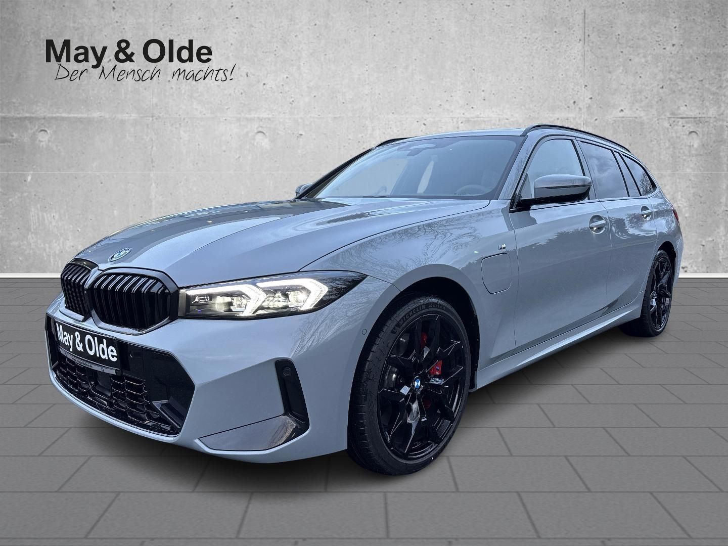 BMW 330 e xDrive Touring M-Sport Pro HUD AHK Pano H&
