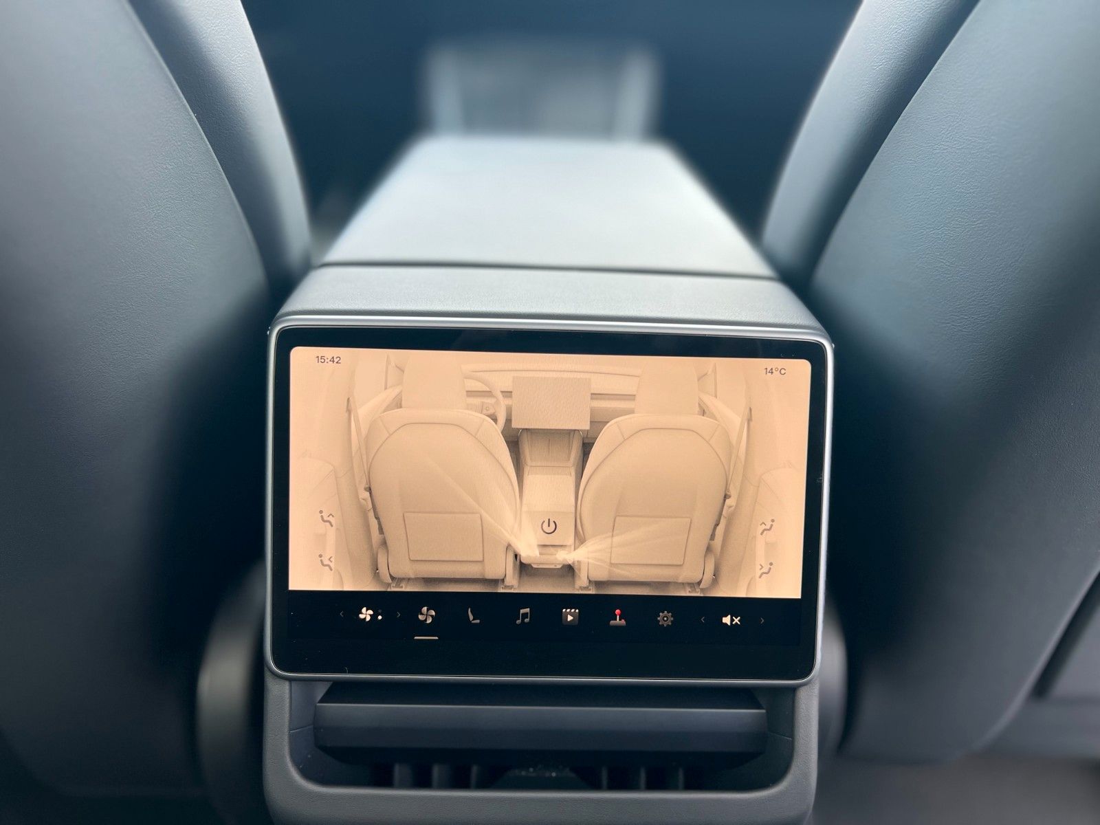 Tesla Model Y SR Juniper Premium*1.Hand*
