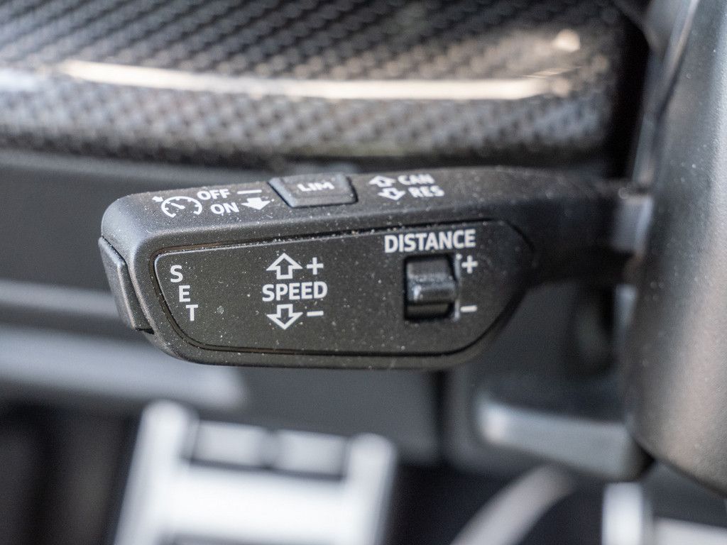 Audi Q7 50 TDI quattro competition plus AHK STANDHZ.