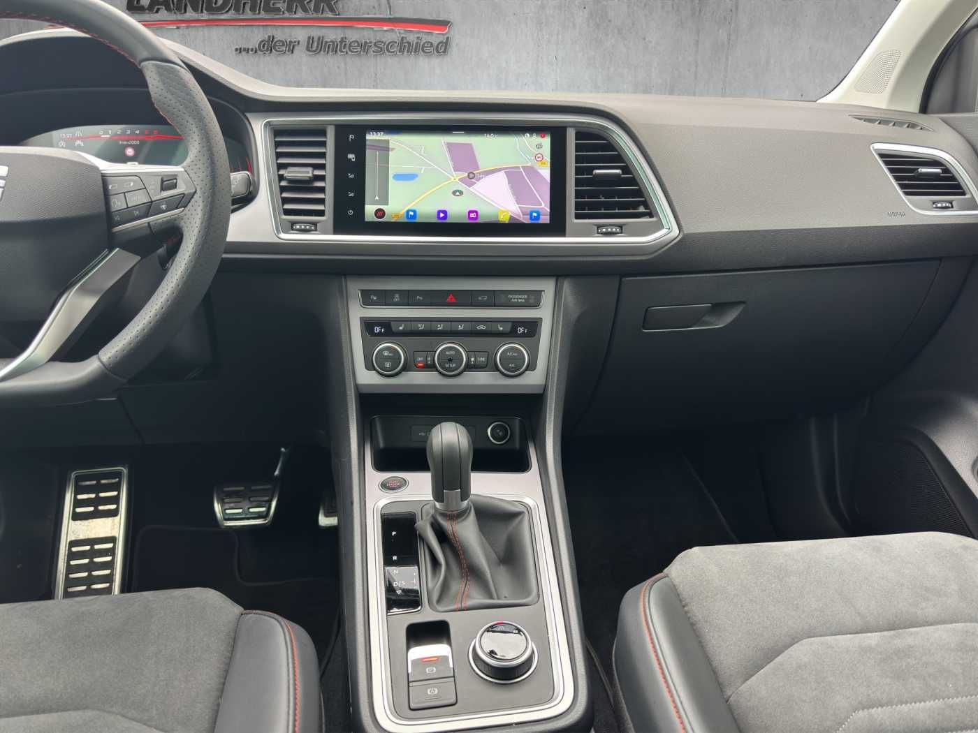 Seat Ateca 2.0 TDI FR //5 J. Garantie /Navi/Sitzheizu