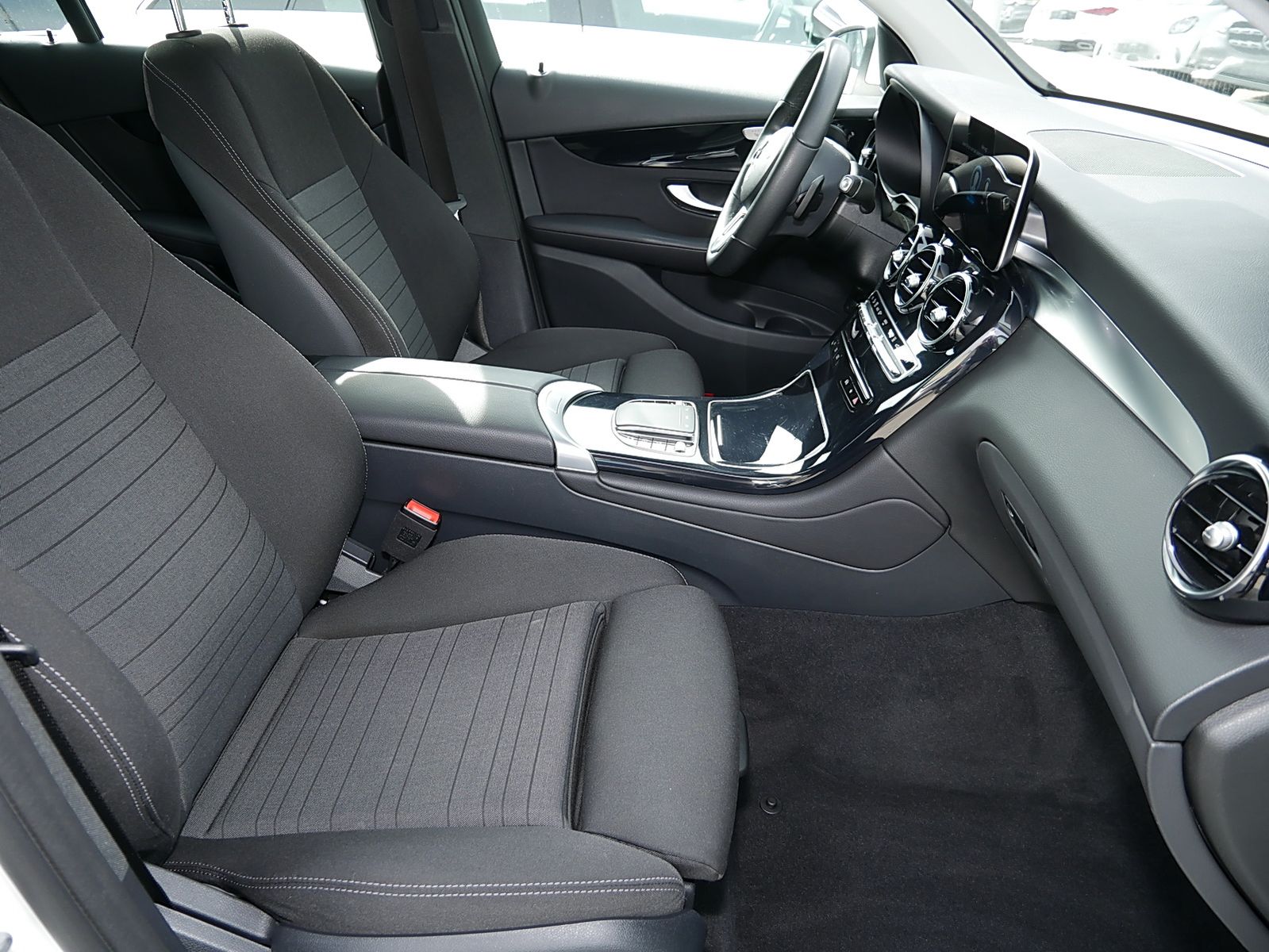 Mercedes-Benz GLC 220 d 4M - Samsaru's Car Outlet