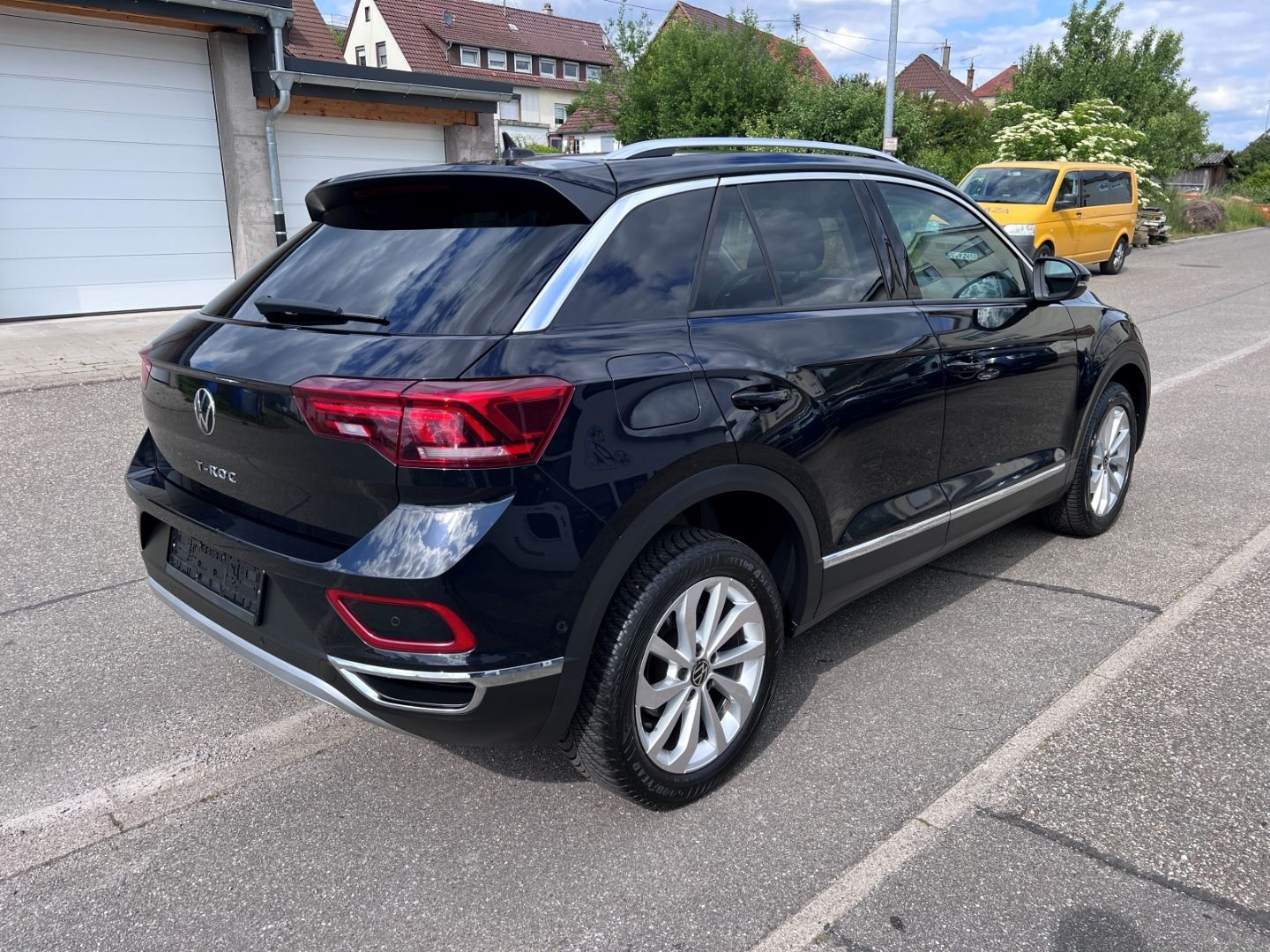 Volkswagen T-Roc 1.0TSI Style - Samsaru's Car Outlet