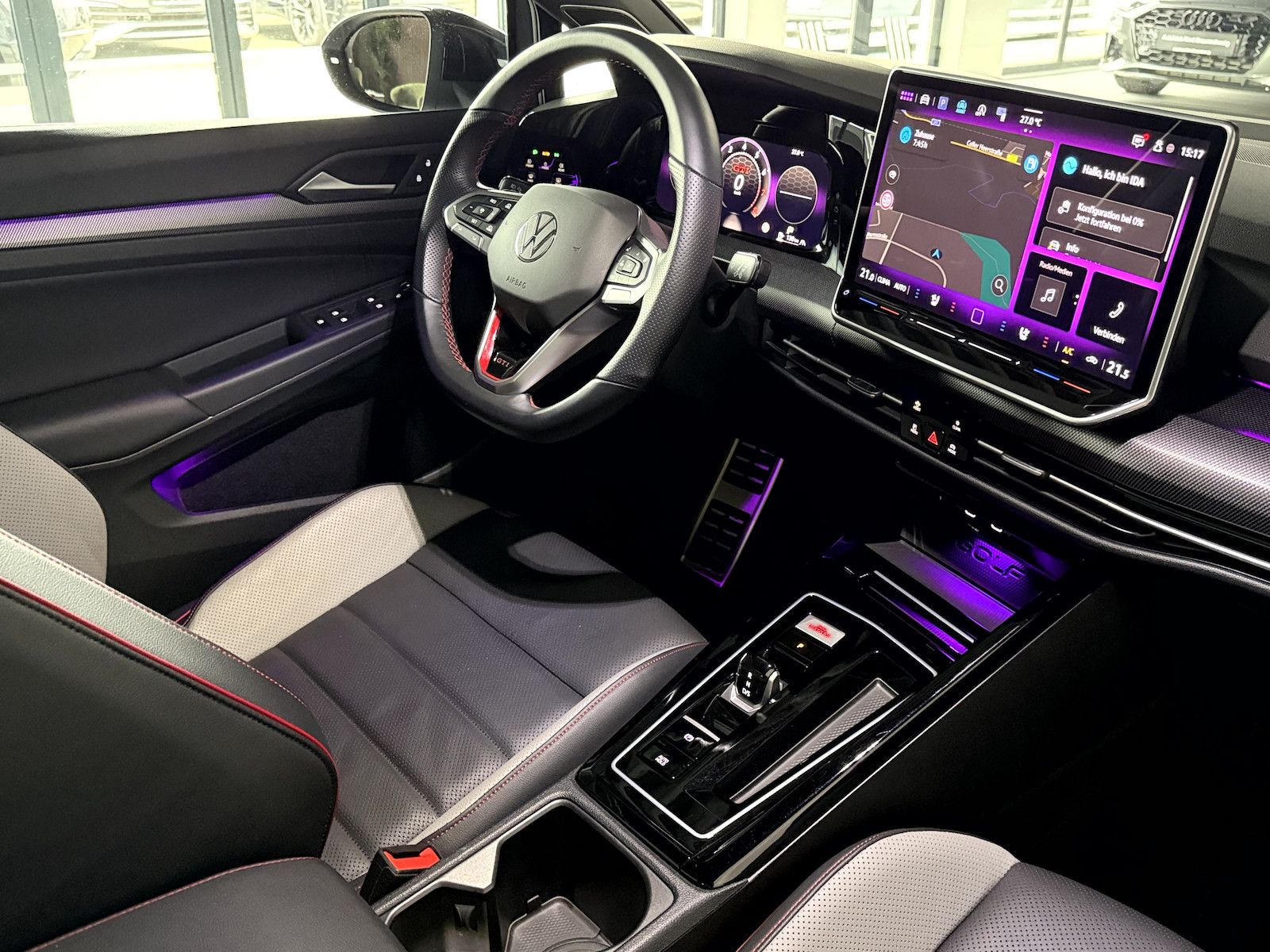 Volkswagen Golf GTI 2.0 TSI*BlackStyle*Pano*IQ*H&K*HUD*