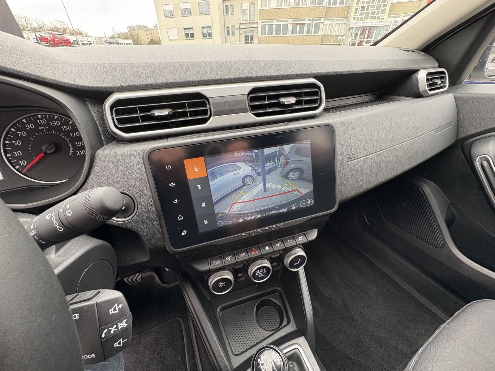 Dacia Duster TCe 150 Journey+ 4WD - Samsaru's Car Outlet