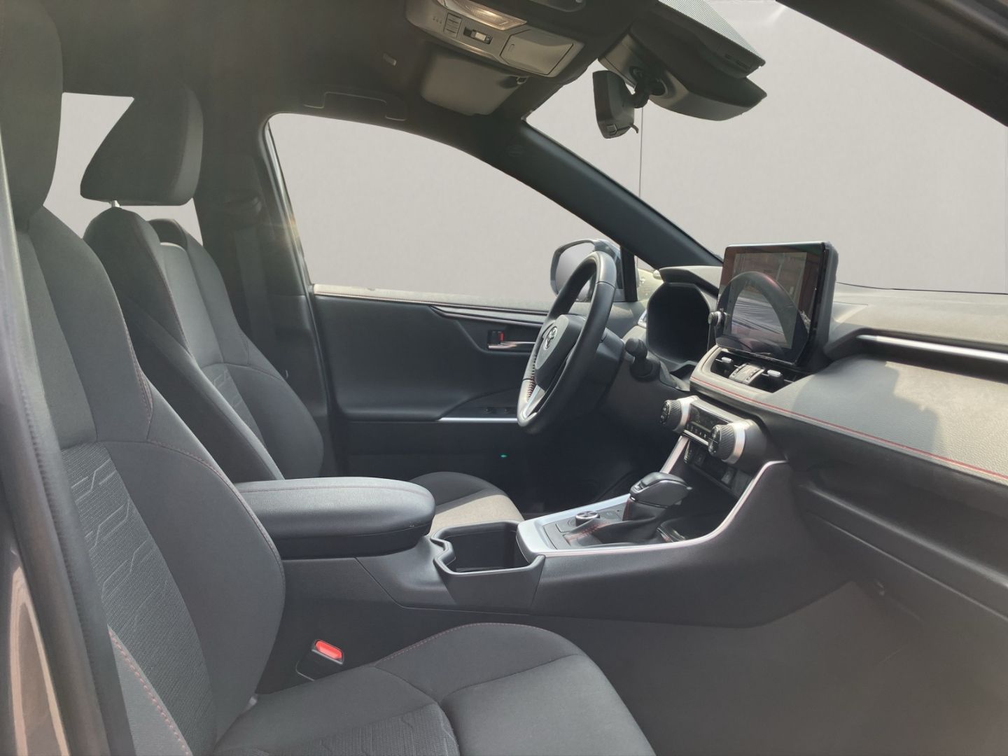 Toyota RAV 4 PLUG-IN+HYBIRD+4x4+COMFORT+CAM+NAV+8-FACH!