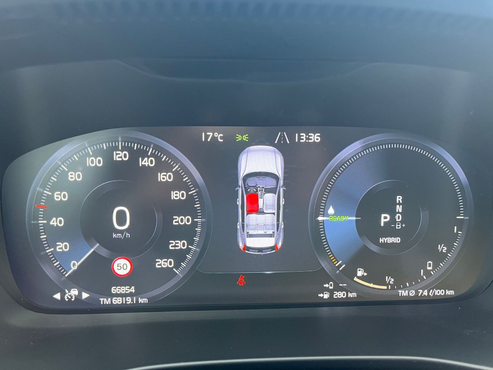 Volvo XC40 T5 Recharge Inscription - Samsaru's Car Outlet
