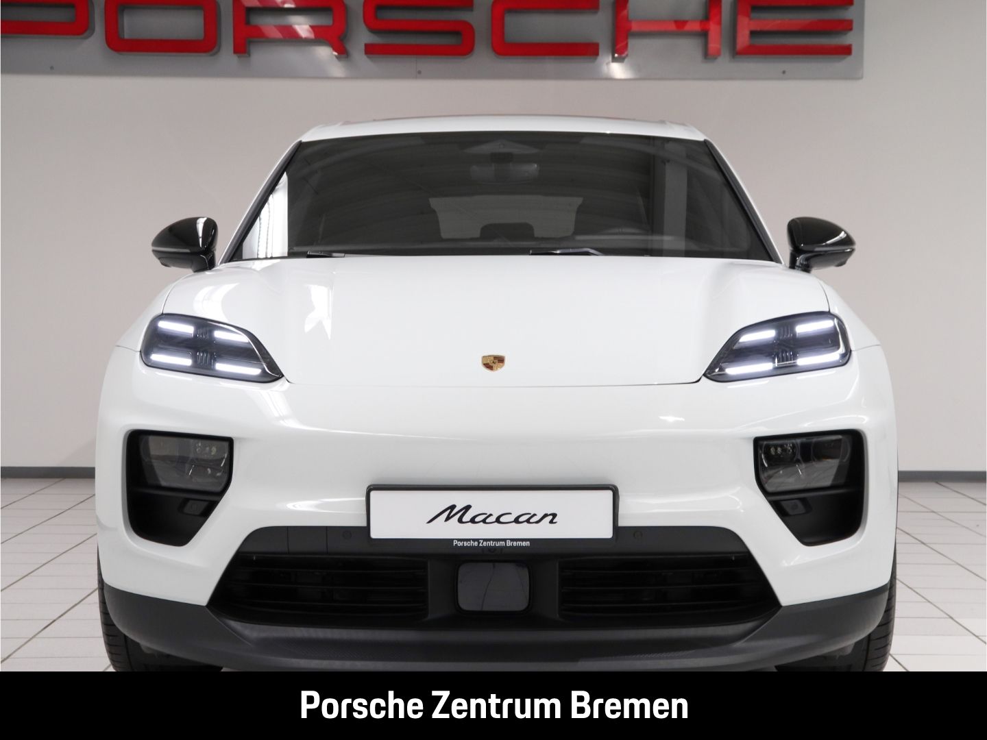 Porsche Macan 4 - Samsaru's Car Outlet