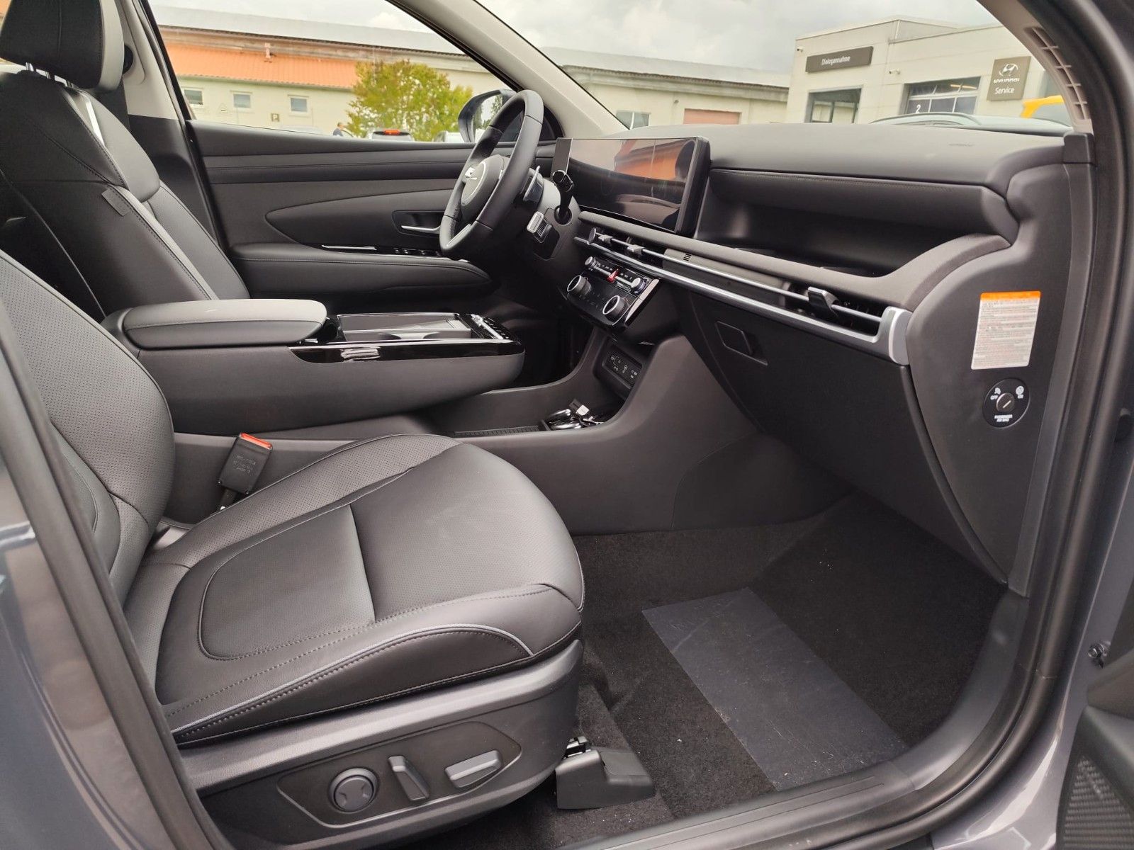 Hyundai TUCSON PHEV 1.6 T-GDi 4WD PRIME - Samsaru's Car Outlet