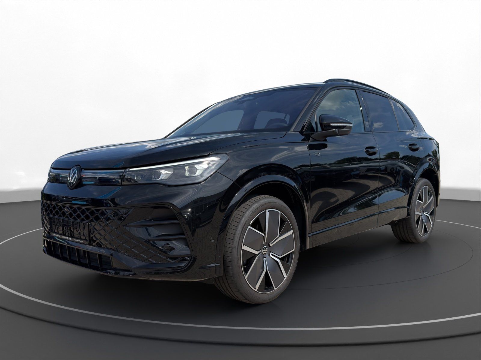 Volkswagen Tiguan 2.0 TDI DSG 4MOTION R-Line | PANO |