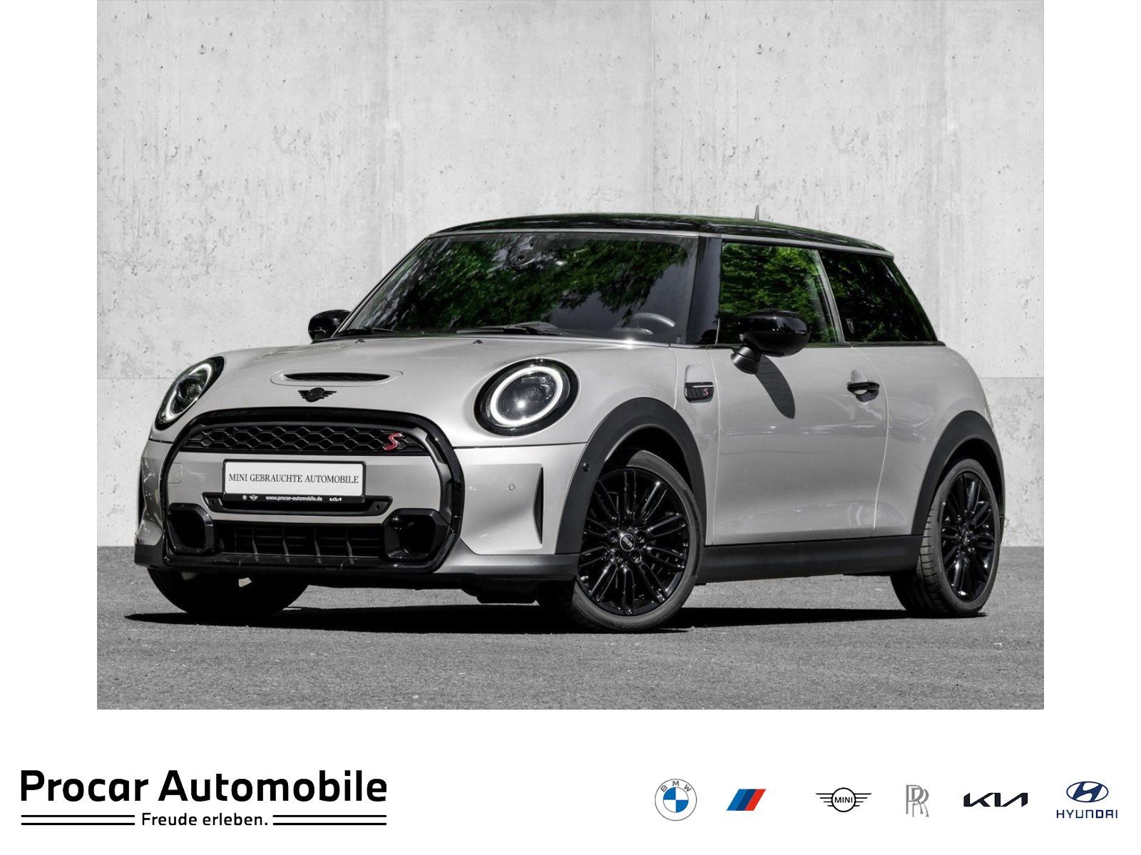 MINI Cooper S YOUNIQUE - Samsaru's Car Outlet