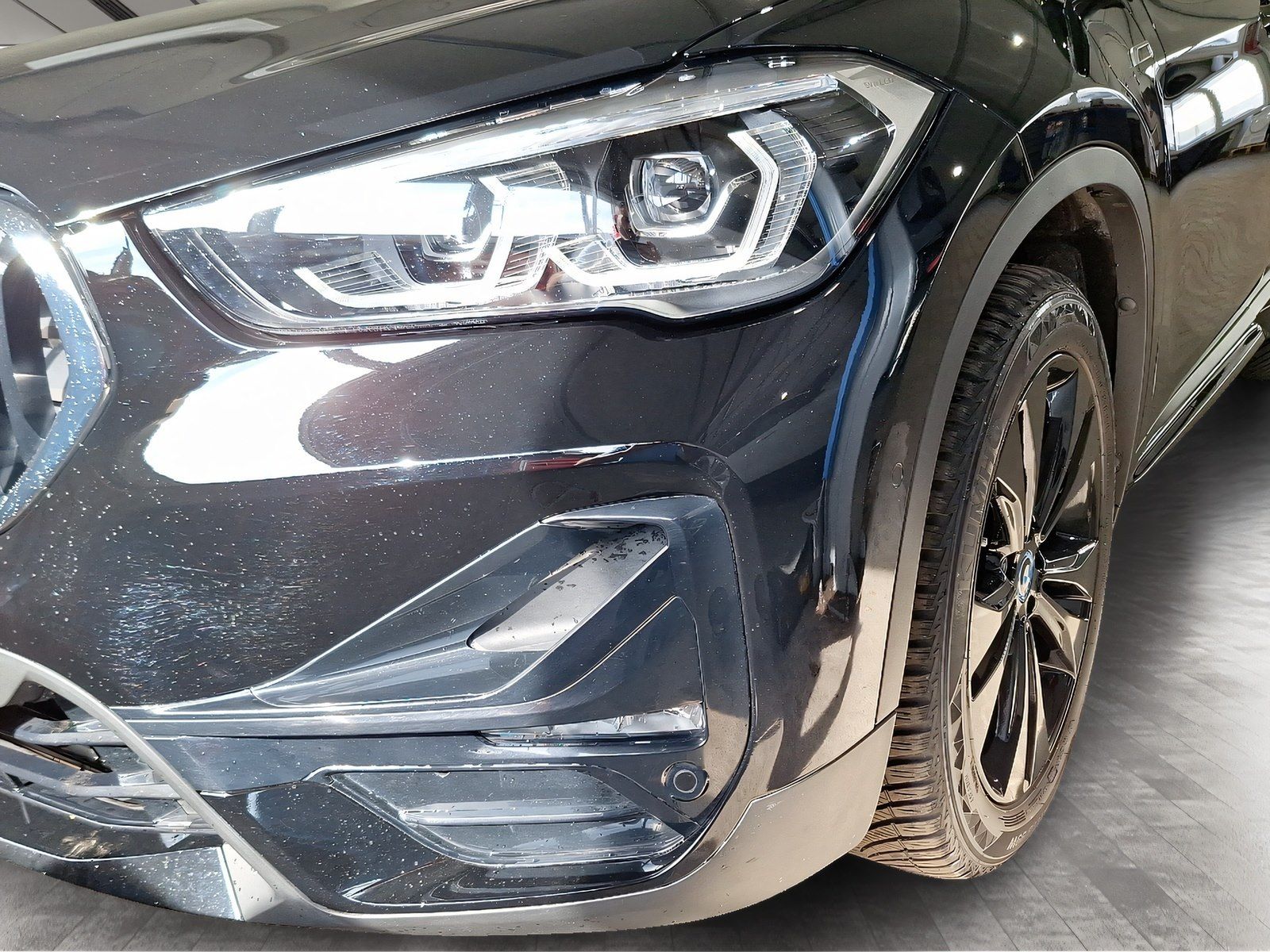 BMW X1 xDrive25e Sport Line - Samsaru's Car Outlet