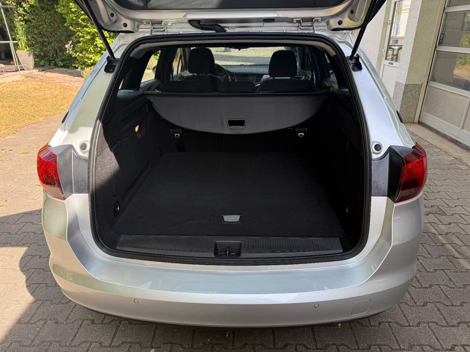 Opel Astra ST 1.5d Edition - Samsaru's Car Outlet