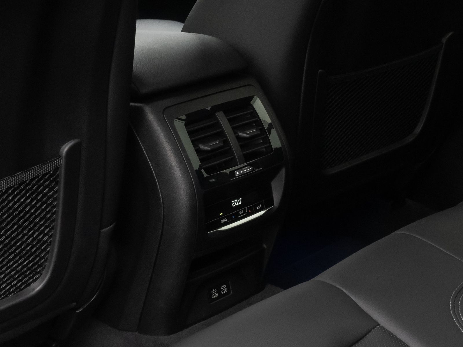 BMW X3 xD30d M Sport 360° DAB AHK Lenkradheizung 19"