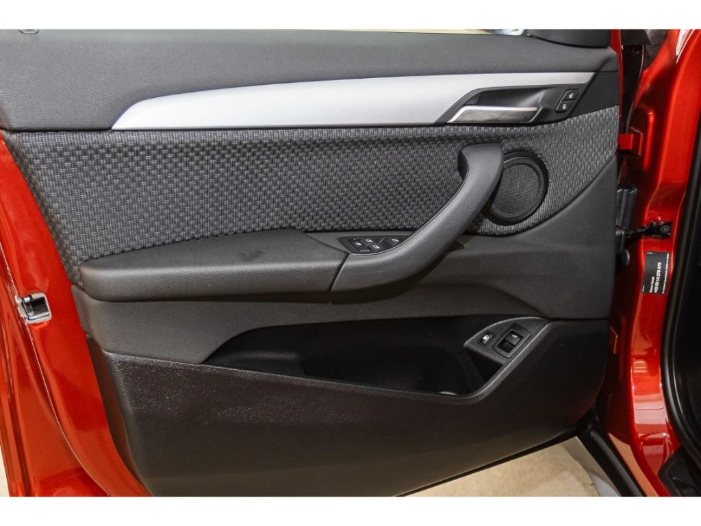 BMW X1 25e - Samsaru's Car Outlet