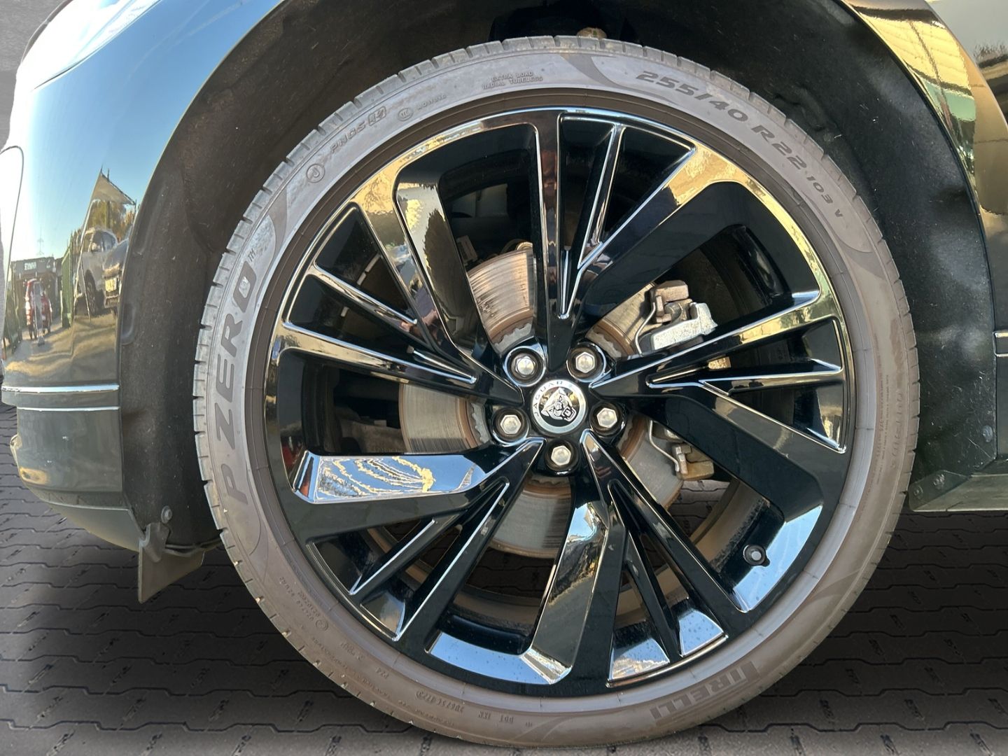 Jaguar I-Pace EV400 AWD R-DYNAMIC HSE Winterpaket