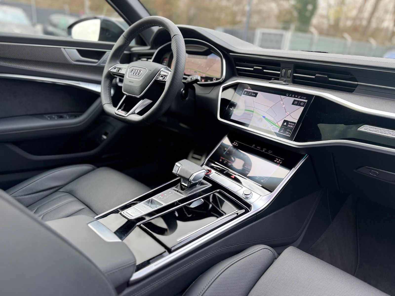 Audi RS6 AVANT QUATTRO PERFORMANCE*22.Z*CARBON*AHK*