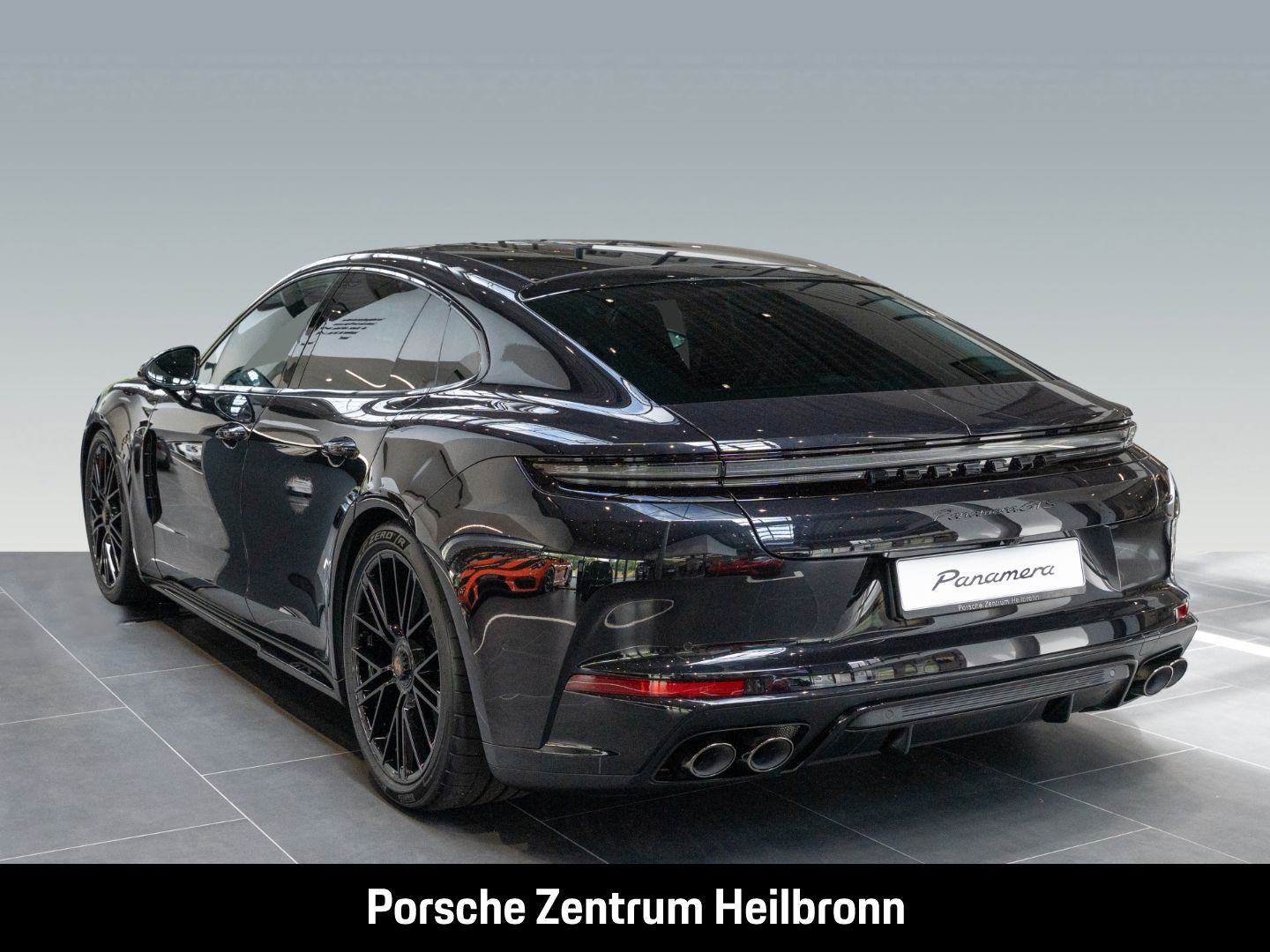 Porsche Panamera GTS BOSE Luftfederung LED-Matrix