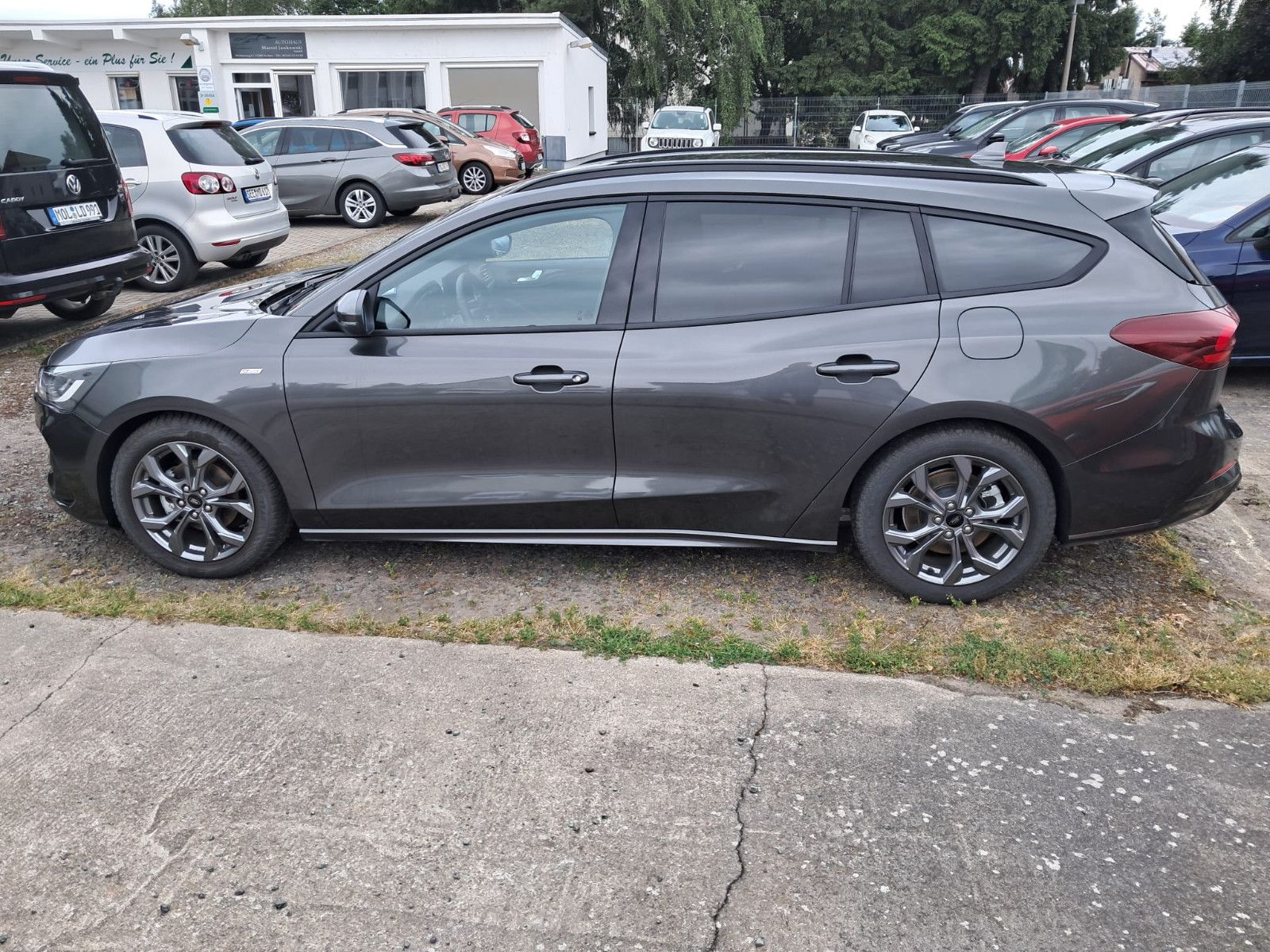 Ford Focus Turnier ST-Line 1.5 Autom,Navi,ALU,Allwett
