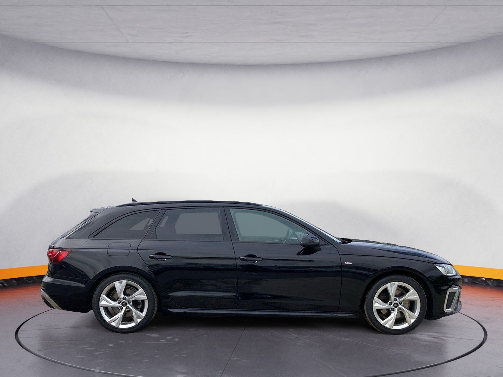 Audi A4 Avant 35 TFSI S line - Samsaru's Car Outlet