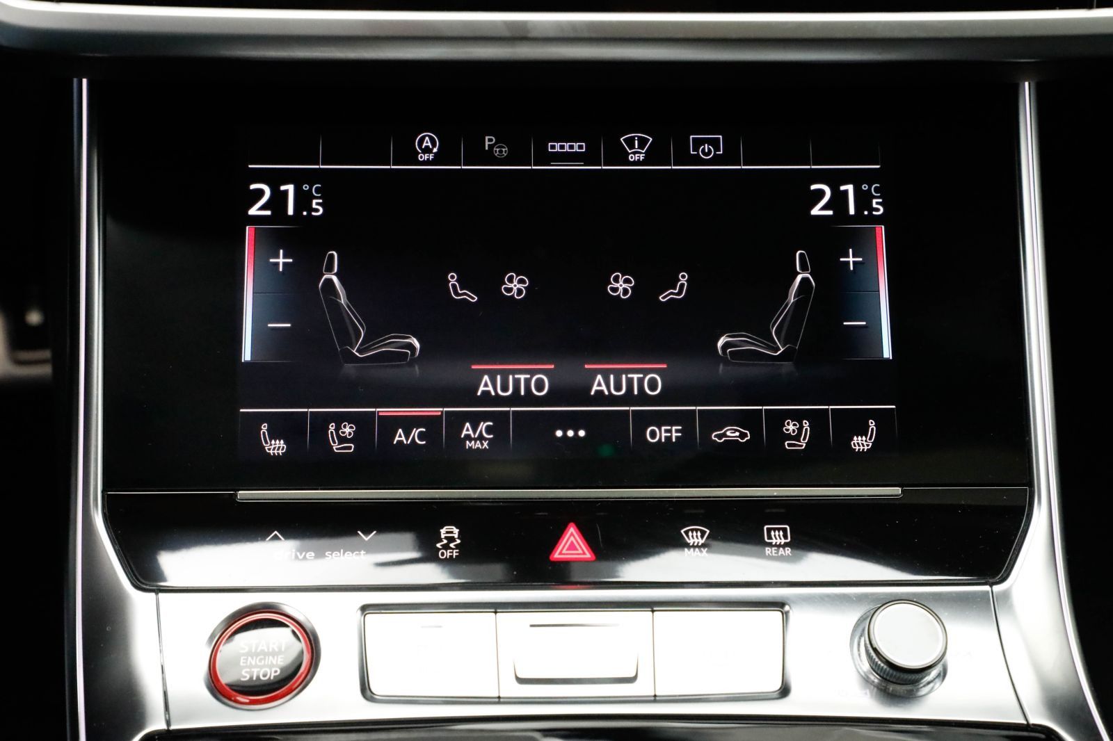 Audi RS 6 Avant AHK Matrix HUD Keramik Pano 305km/h