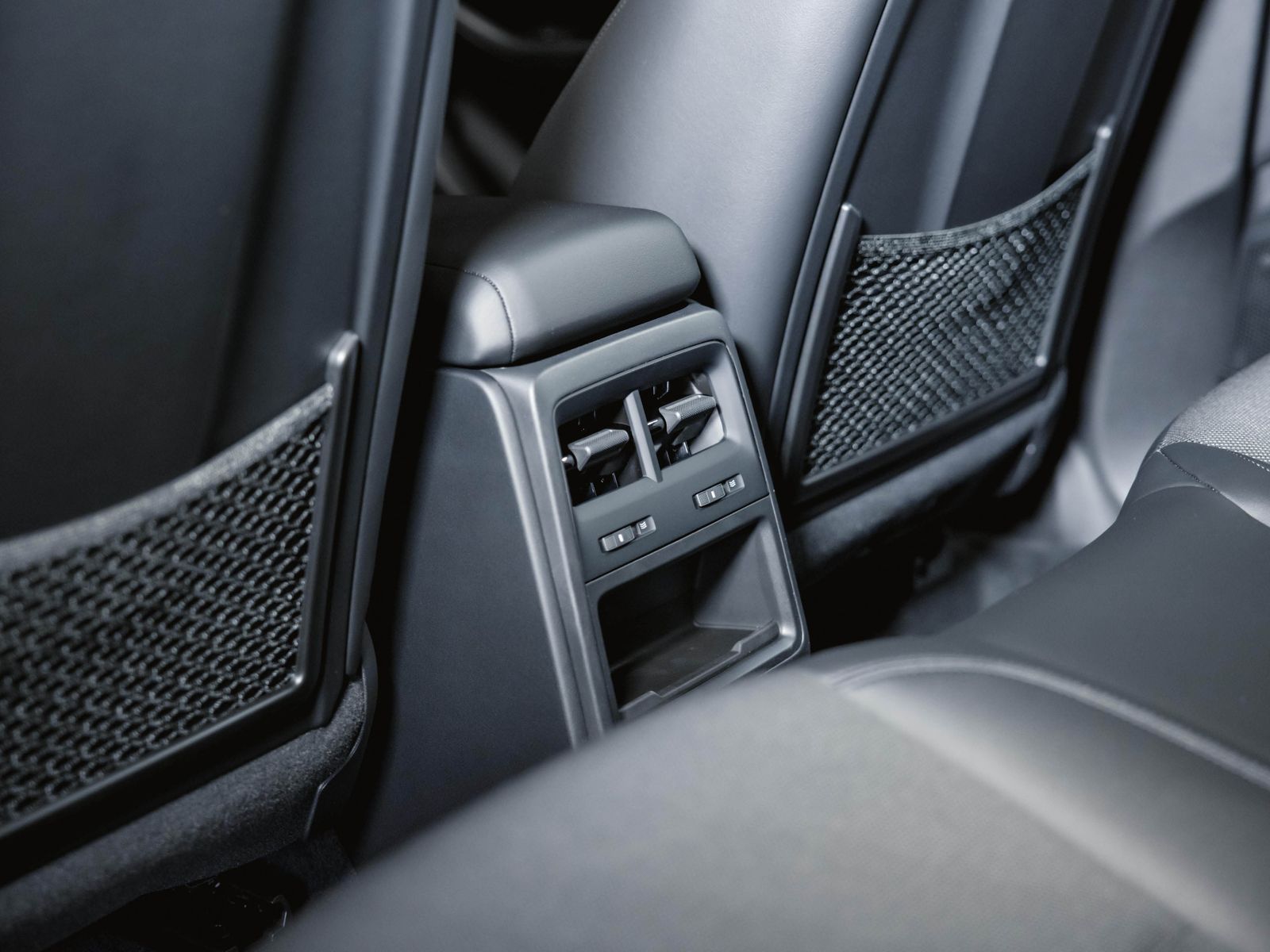 Porsche Macan 4S Electric - Samsaru's Car Outlet