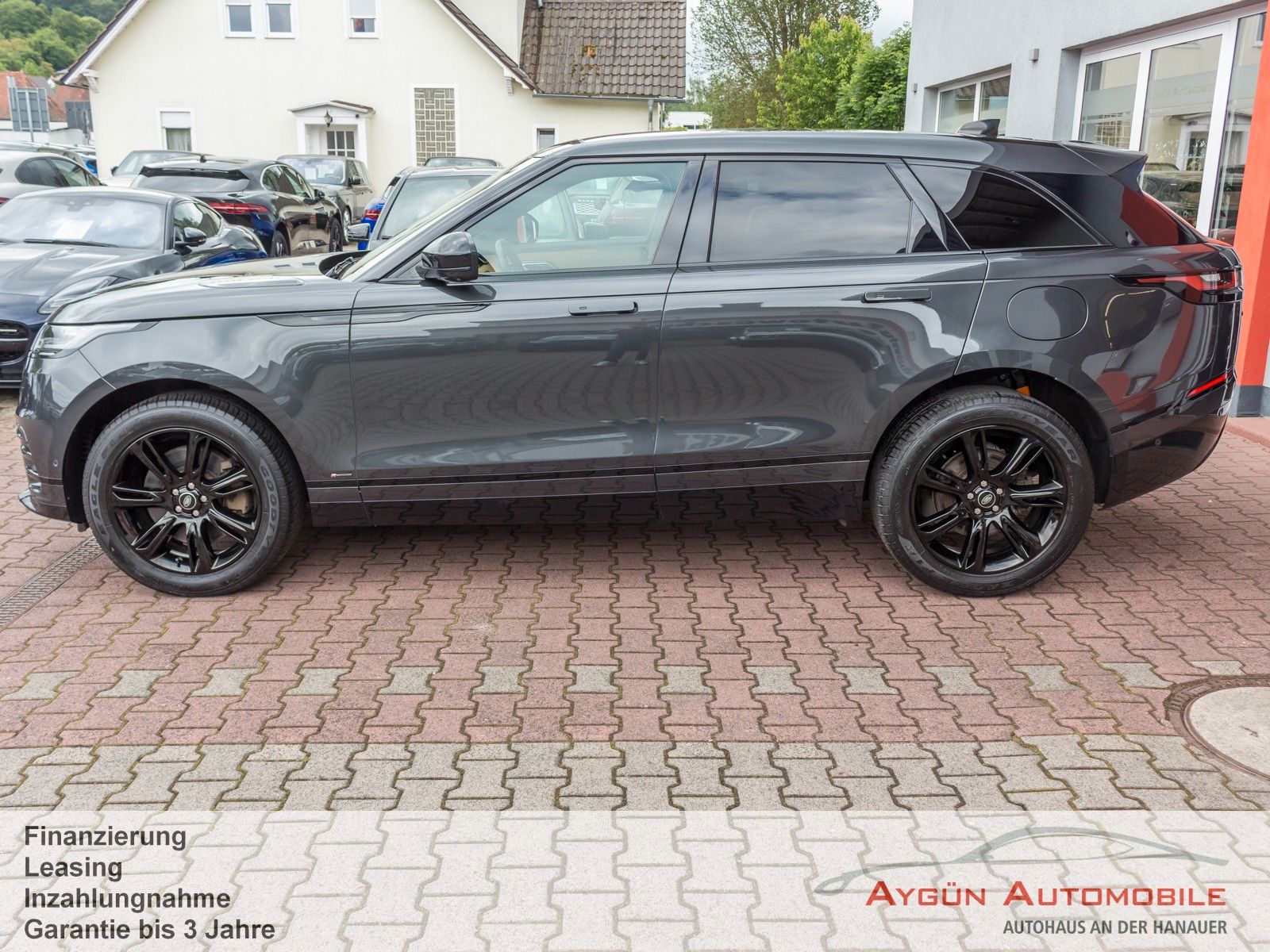 Range Rover Velar P400e R-Dynamic - Samsaru's Car Outlet