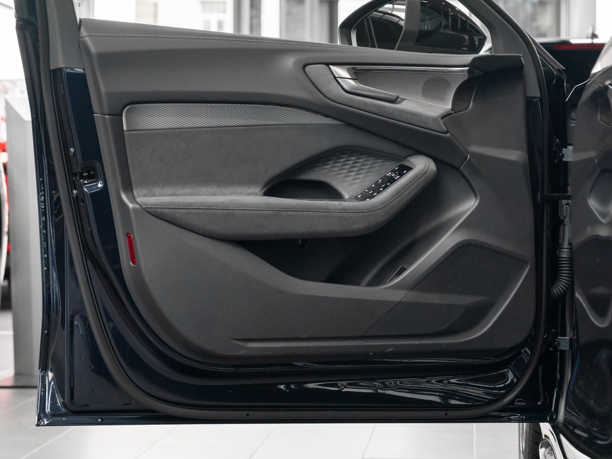 Audi A5 Limousine S-Line Black TFSI quattro TECH PLUS