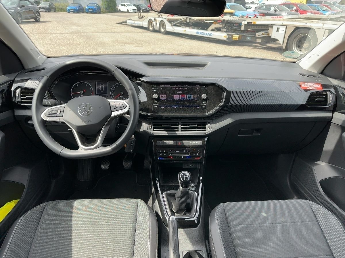 Volkswagen T-Cross Life - Samsaru's Car Outlet