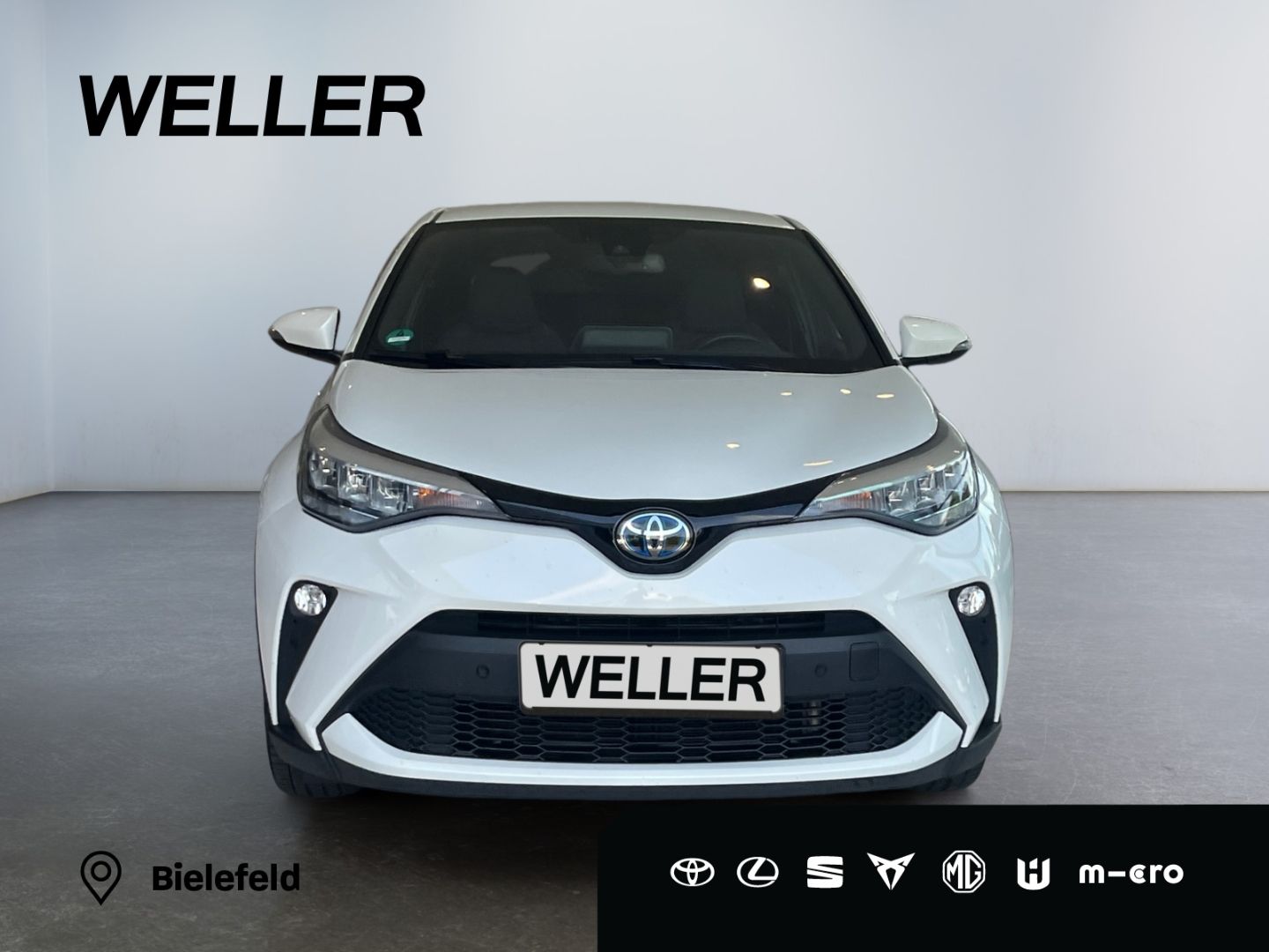 Toyota C-HR 2.0 Hybrid Team - Samsaru's Car Outlet