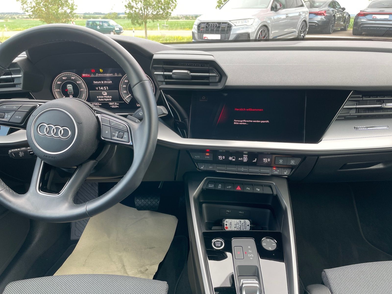 Audi A3 Sportback 40 TFSI e S-Tronic S-Line - Samsaru's Car Outlet