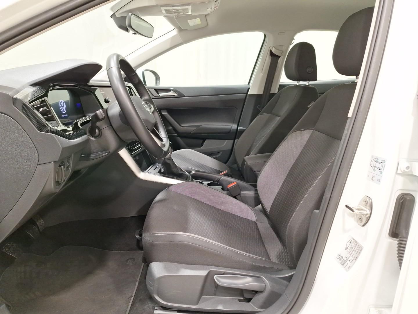 Volkswagen Taigo 1.0 TSI Life - Samsaru's Car Outlet