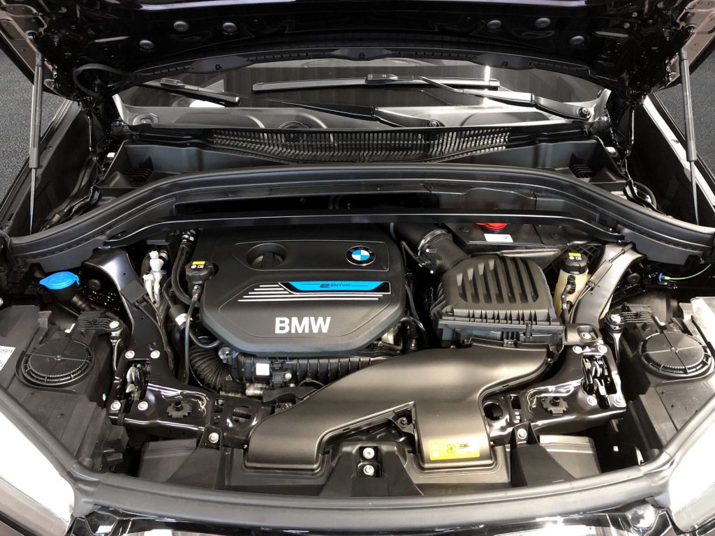 BMW X1 xDrive25e Advantage - Samsaru's Car Outlet