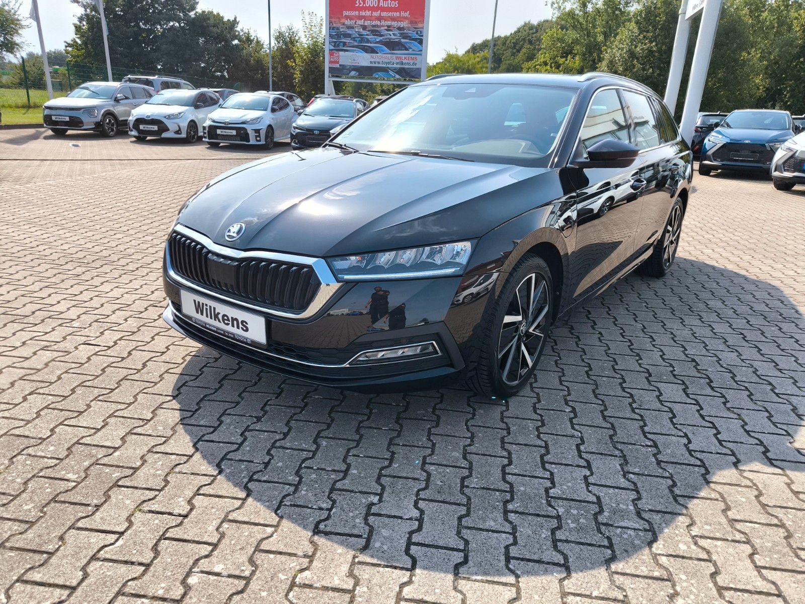 Skoda Octavia Combi First Edition iV - Samsaru's Car Outlet