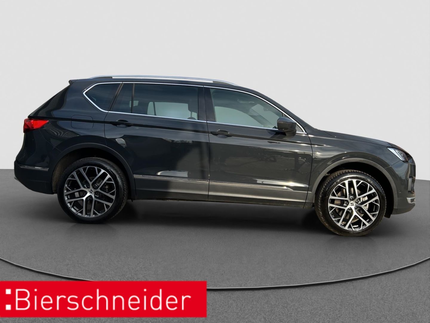 Seat Tarraco 2.0 TDI DSG Xperience PANO AHK DCC CAM