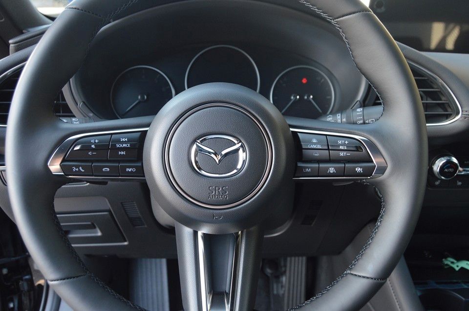 Mazda 3 SKYACTIV-X 186PS 6AG Exclusive-line Navi